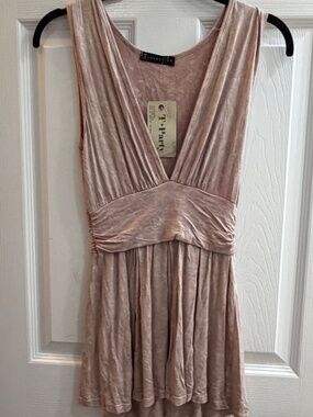 New T Party Top Sleeveless Shirt Mineral Wash Pink Small Hi Low Rounded Hem